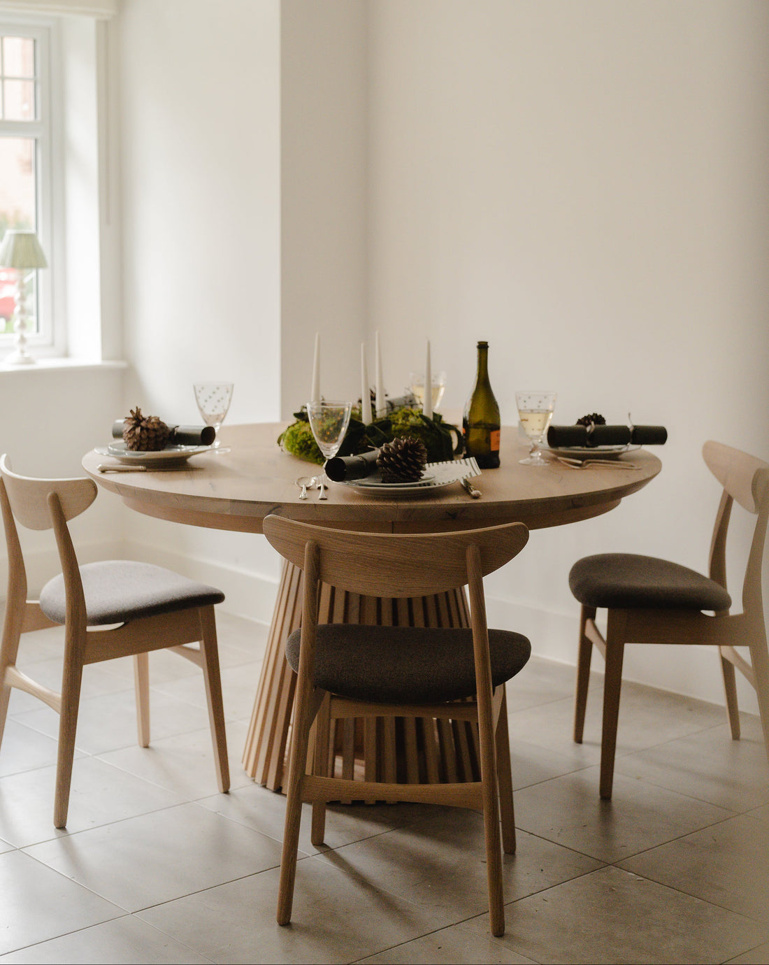 Vivien Verlengbare ronde eettafel in Cotton Oak 